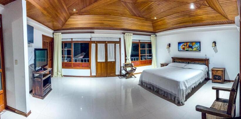 Полулюкс, Sunrise By Hype