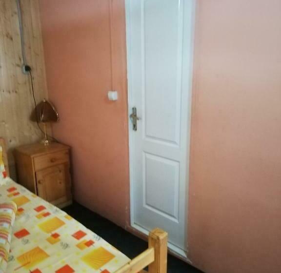 标准间, Pensiune Cristina Lacu Rosu