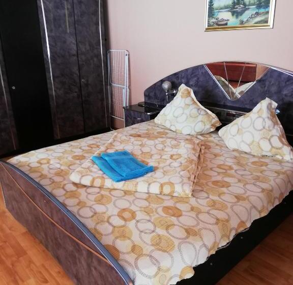 四人标准间, Pensiune Cristina Lacu Rosu