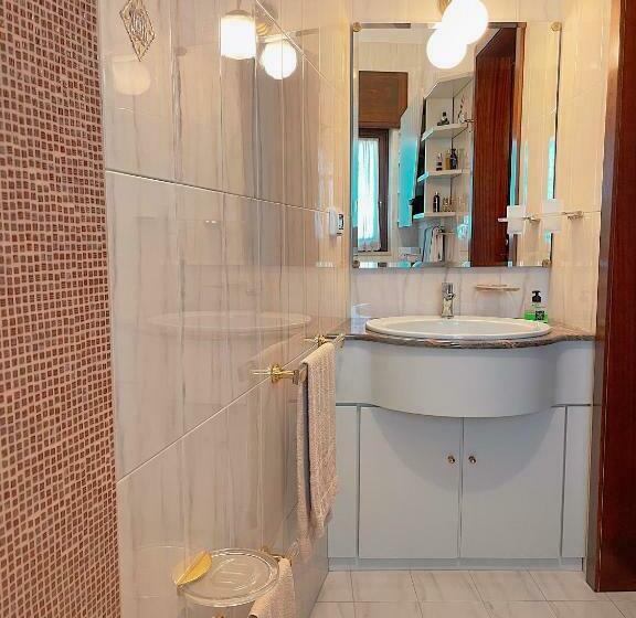 标准房带园景, 47, Vittorio Veneto