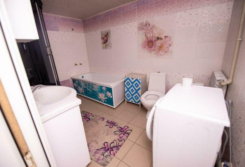 اتاق استاندارد, Anar Guest House