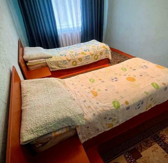 اتاق اکونومی, Anar Guest House