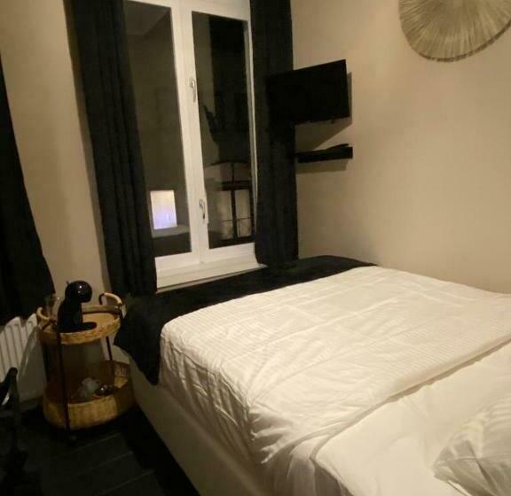 اتاق استاندارد, B&b Anguli