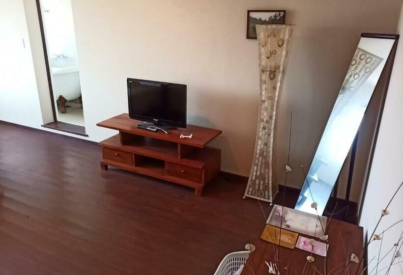 标准间, Bali Moon