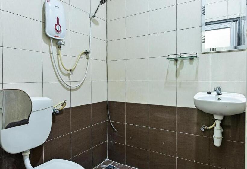 חדר דלוקס, Capital O 90761 D Jiwa