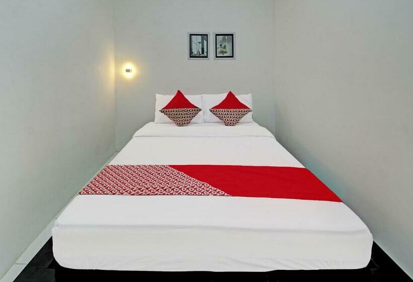 Standardrum, Oyo 92433 Sirih Gading Family Guest House