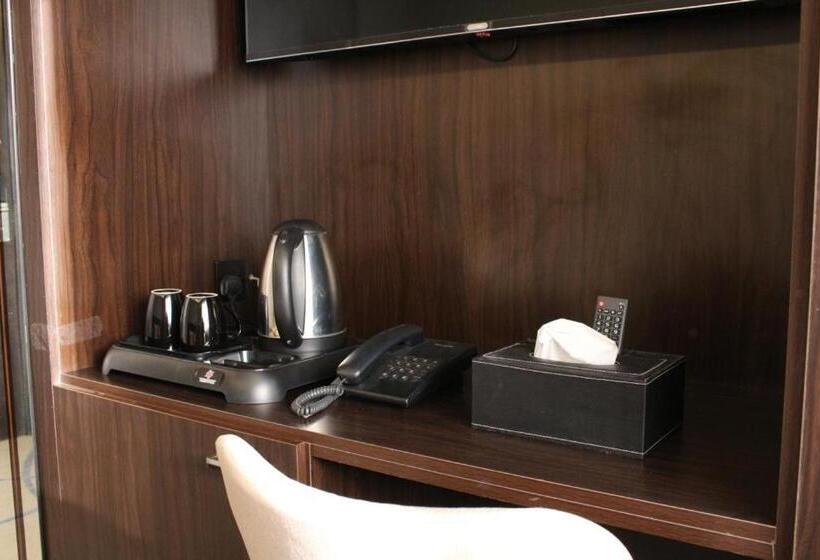 带大床的豪华间, 1800 Degrees