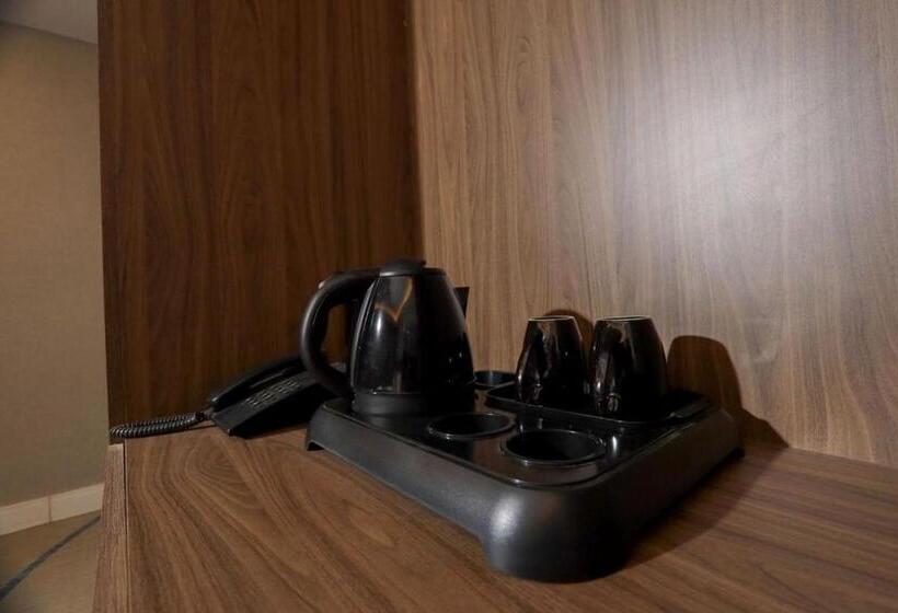 带大床的豪华间, 1800 Degrees