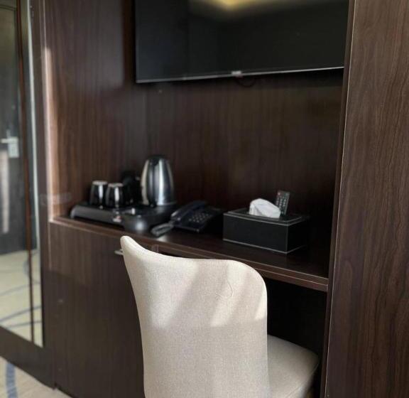 带大床的豪华间, 1800 Degrees