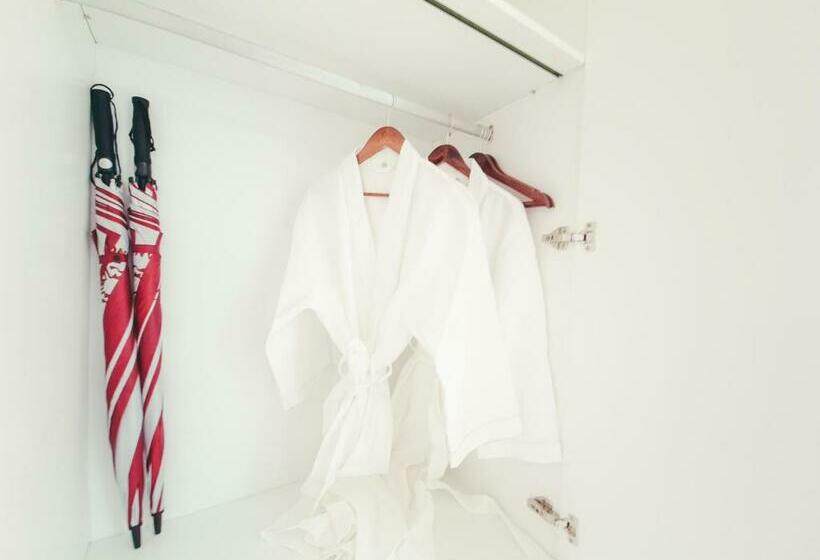 سوییت جونیور با چشم‌انداز دریا, Phúc Thắng