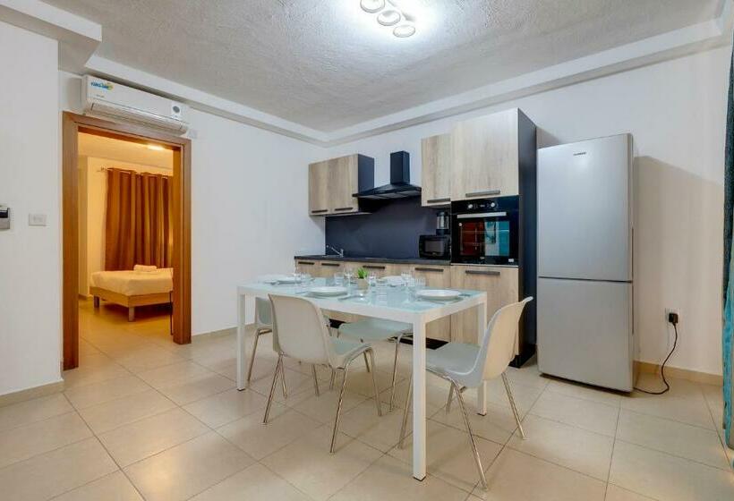 آپارتمان 1 خوابه با بالکن, Sliema Tigne Suites