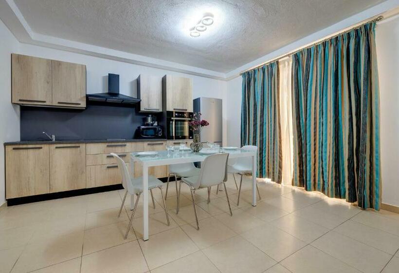 آپارتمان 1 خوابه با بالکن, Sliema Tigne Suites