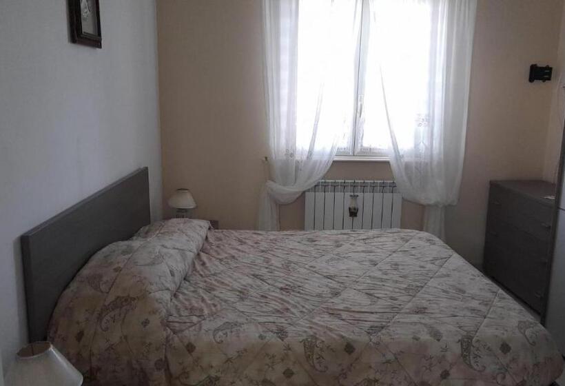 إستديو عائلى, B&b Villa Rosalia