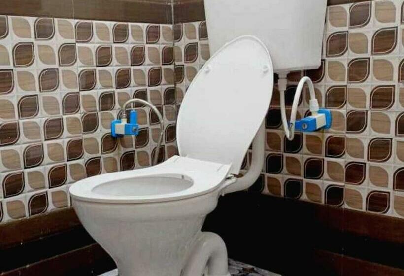 Трехместный Номер Классика, Pop 810011  Royal Palace