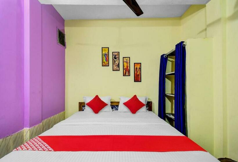 غرفة كلاسيكية ثلاثية, O Mo