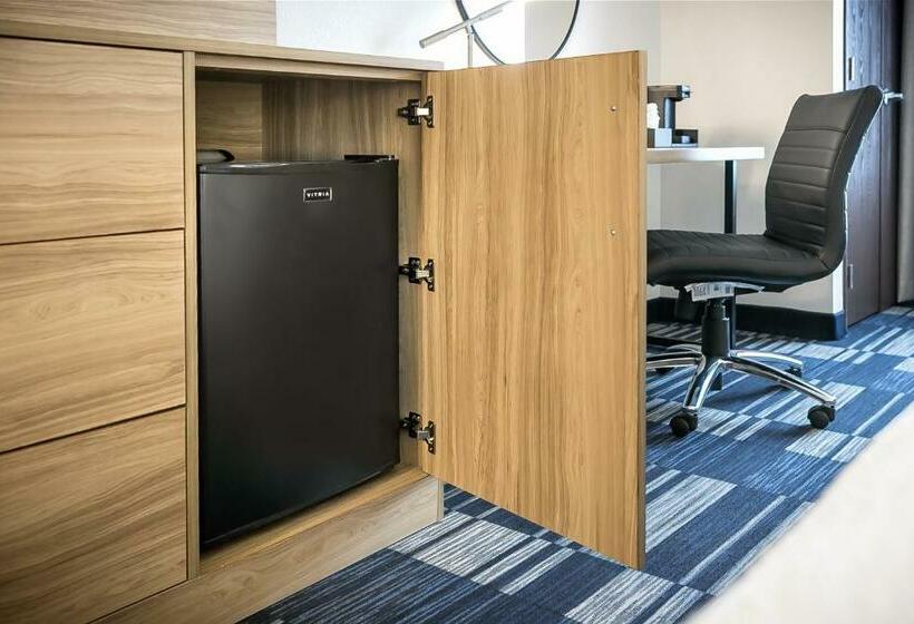 غرفة قياسية فردية, Winds Hotel At Crosswinds Casino