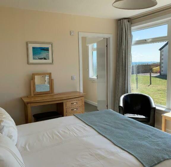 Номер Стандарт Вид на Море, Martyrs Bay Rooms