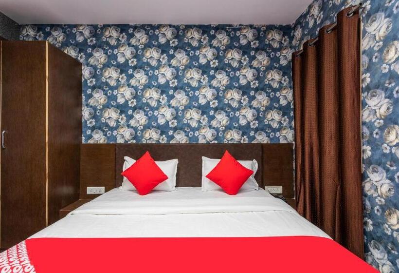 Quarto Triplo Clássico, Collection O Hidden Paradise