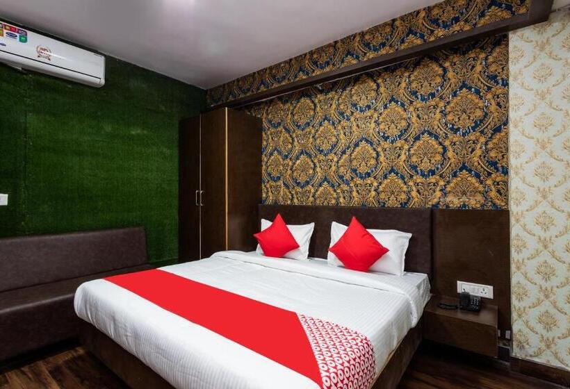 Quarto Triplo Clássico, Collection O Hidden Paradise