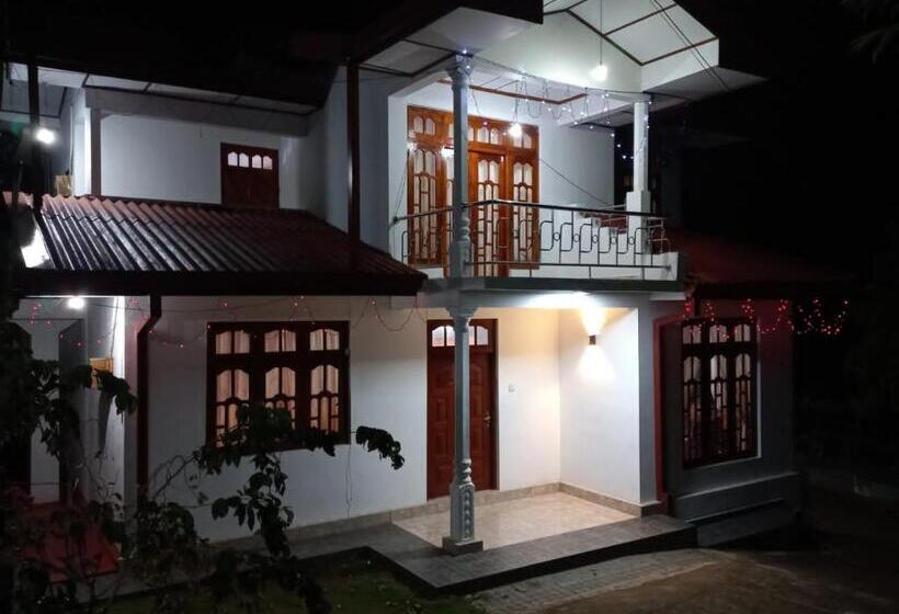 بنجلو عائلى, Ella Gama Village Guest House