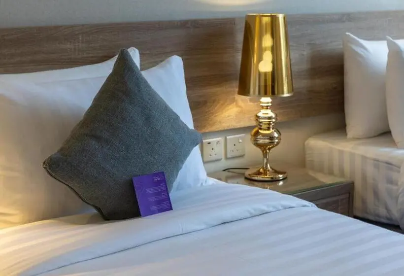 Deluxe Kolmen Hengen Huone, Anan Hotel By Snood