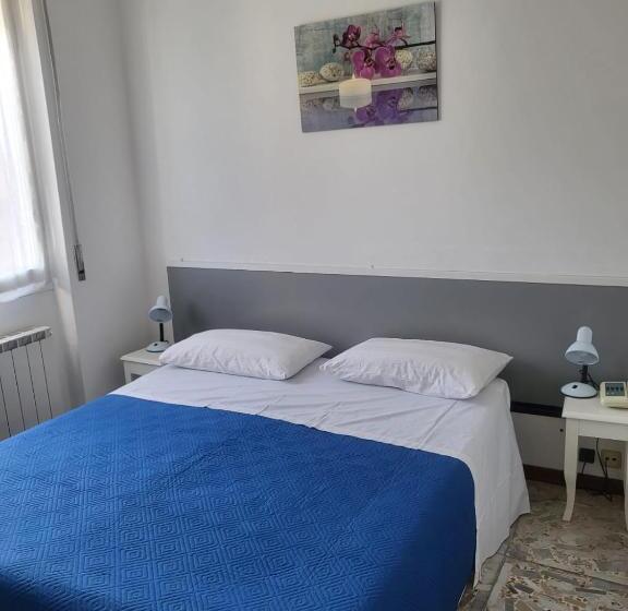 标准间, Villa Rosa