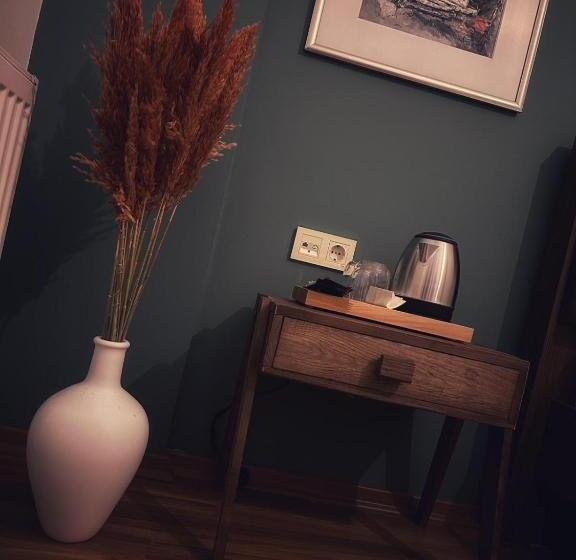 Номер Стандарт, Hestia Ilica