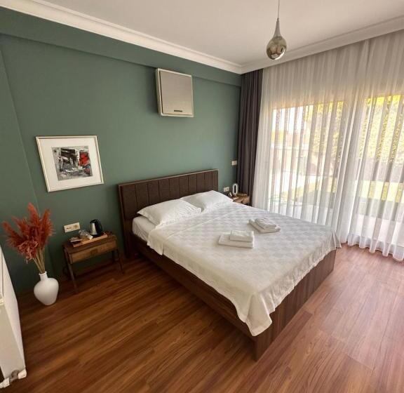 Трехместный Номер Стандарт Вид на Сад, Hestia Ilica