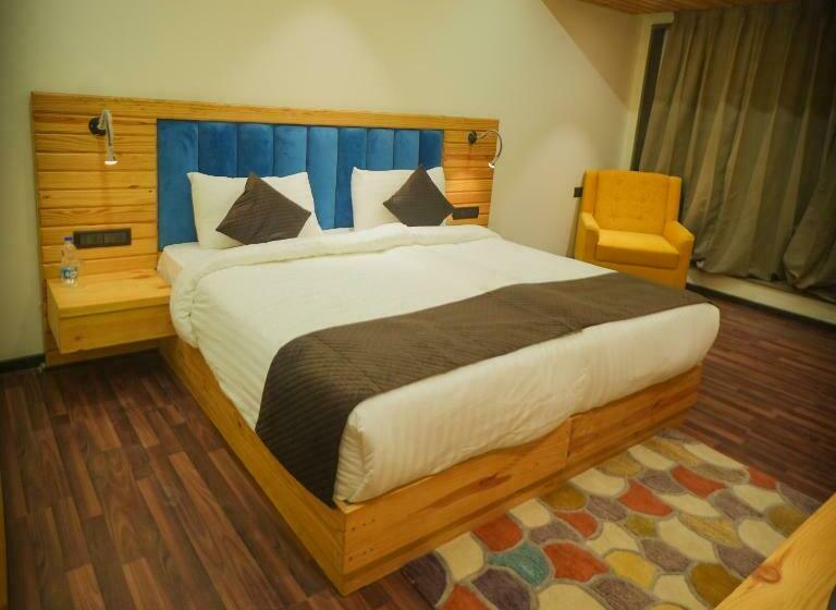 חדר סופריור, Pagoda Centurion Mussoorie