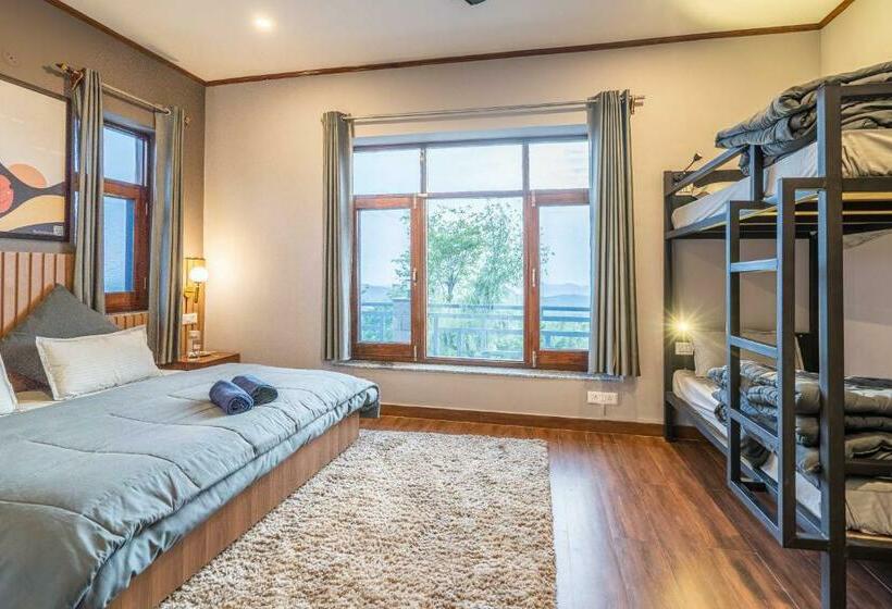 四人标准间, The Trippy Tribe Extended