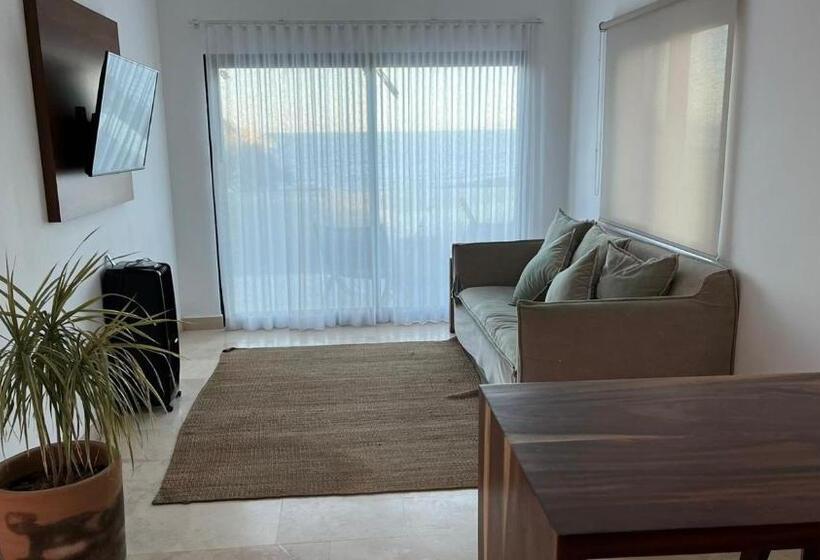 スタンダードルーム, Casalabastilla