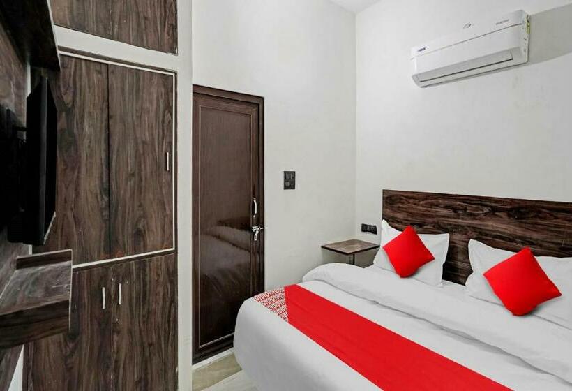 Трехместный Номер Классика, Oyo Flagship 81011  Palacio Inn