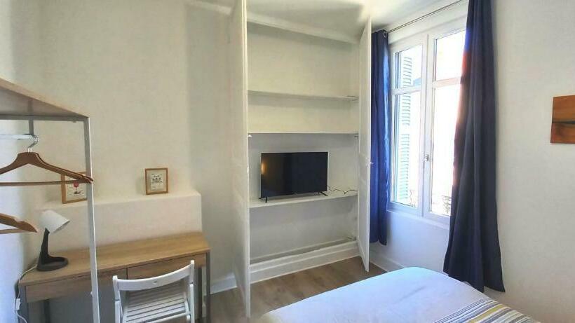 Номер Стандарт Совместная Ванная, Histoire De Loire Layon