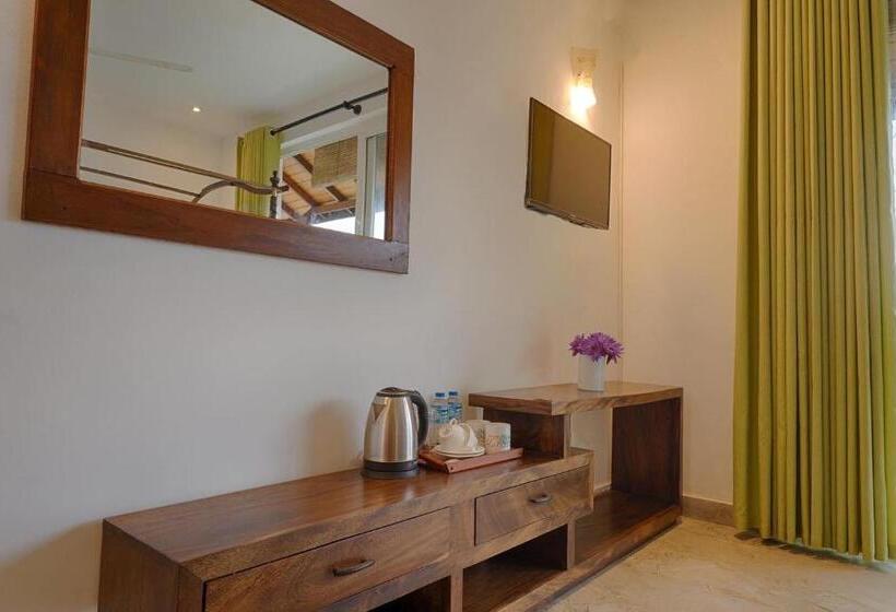 غرفة ديلوكس مزودة بشرفة, Kandyan Mount Mirror Boutique Villa