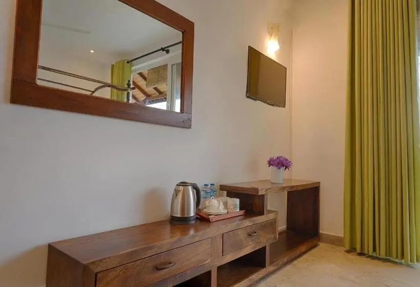 バルコニー付きデラックスルーム, Kandyan Mount Mirror Boutique Villa