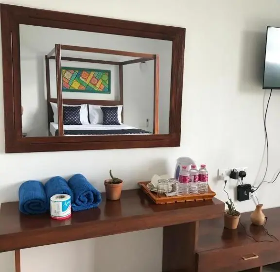デラックスファミリールーム, Kandyan Mount Mirror Boutique Villa
