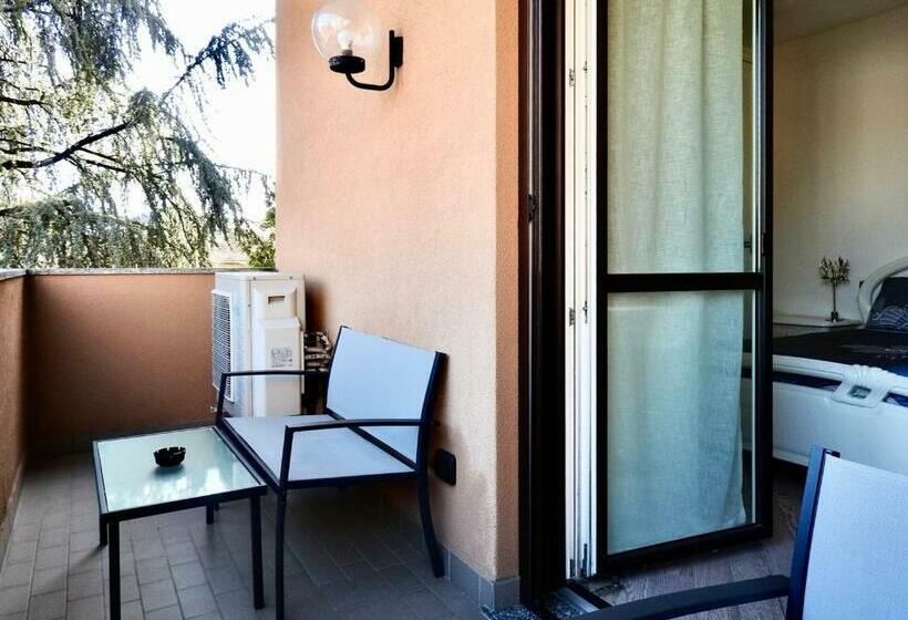 חדר סטנדרט, Sole Tra I Pini   Foresteria Lombarda