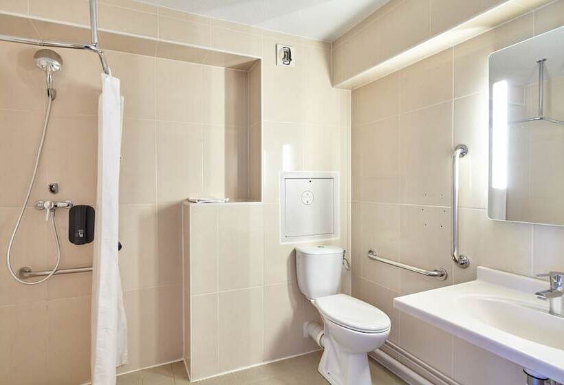 장애인을 위한 스탠다드 룸, B&b Hotel Orly Chevilly Larue   Nationale 7