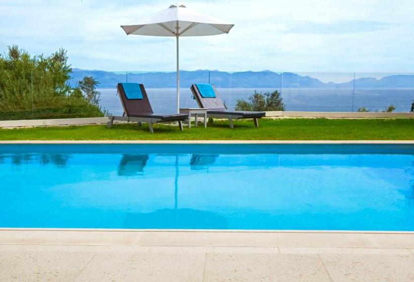 디럭스 룸, Camvillia Resort Messinia