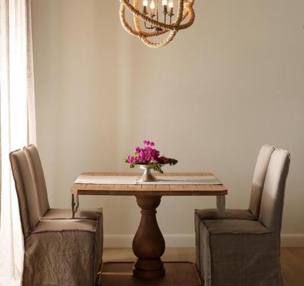 주니어 스위트, Camvillia Resort Messinia