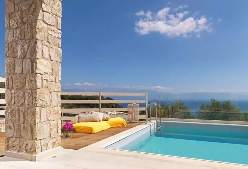 Suite with Pool, Camvillia Resort Messinia