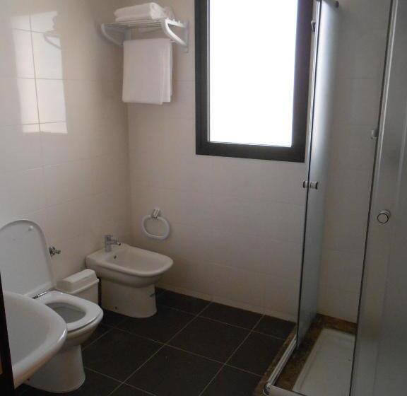 اتاق استاندارد سه نفره, Al Akhawayn