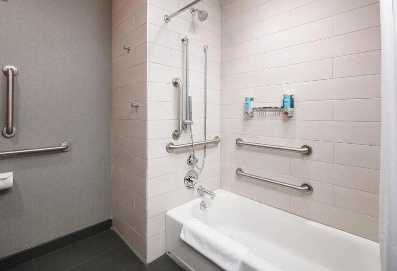 غرفة قياسية, Aloft Louisville Downtown