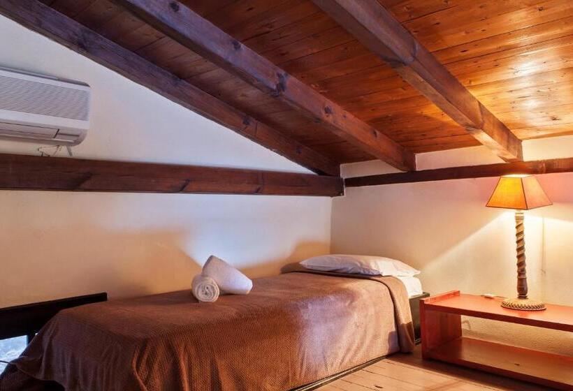 Трехместный Номер Стандарт Боковой Вид на Море, Byzantino Boutique