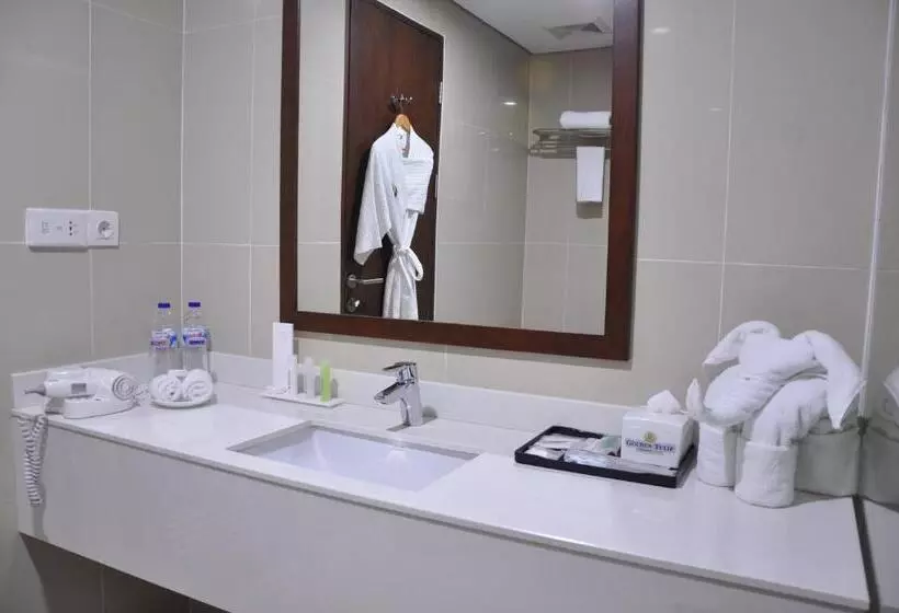スイート, Golden Tulip Pontianak