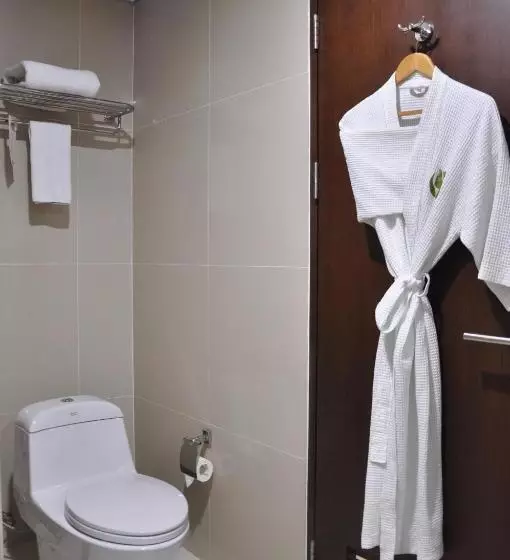 スイート, Golden Tulip Pontianak