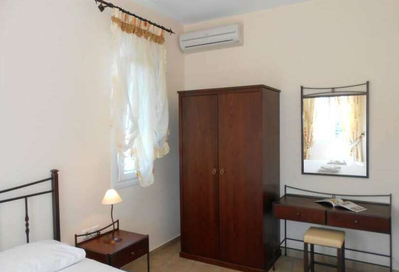 带1个卧室的带海景的公寓, Livanios Studios