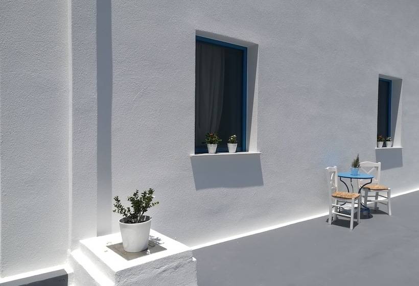 标准工作室, Livanios Studios