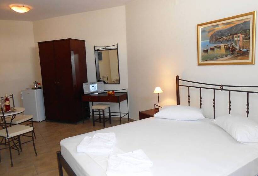 标准工作室, Livanios Studios