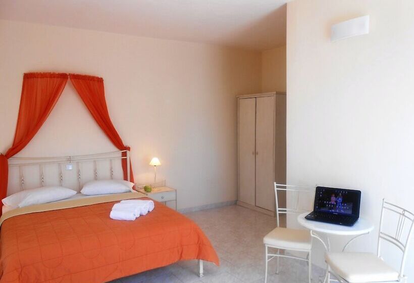 标准工作室, Livanios Studios